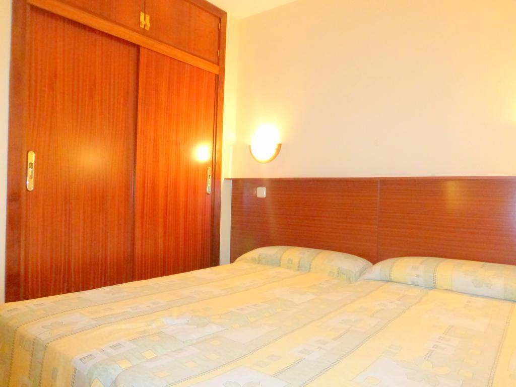 Rentalmar Atlantida Apartamentos Salou Buitenkant foto