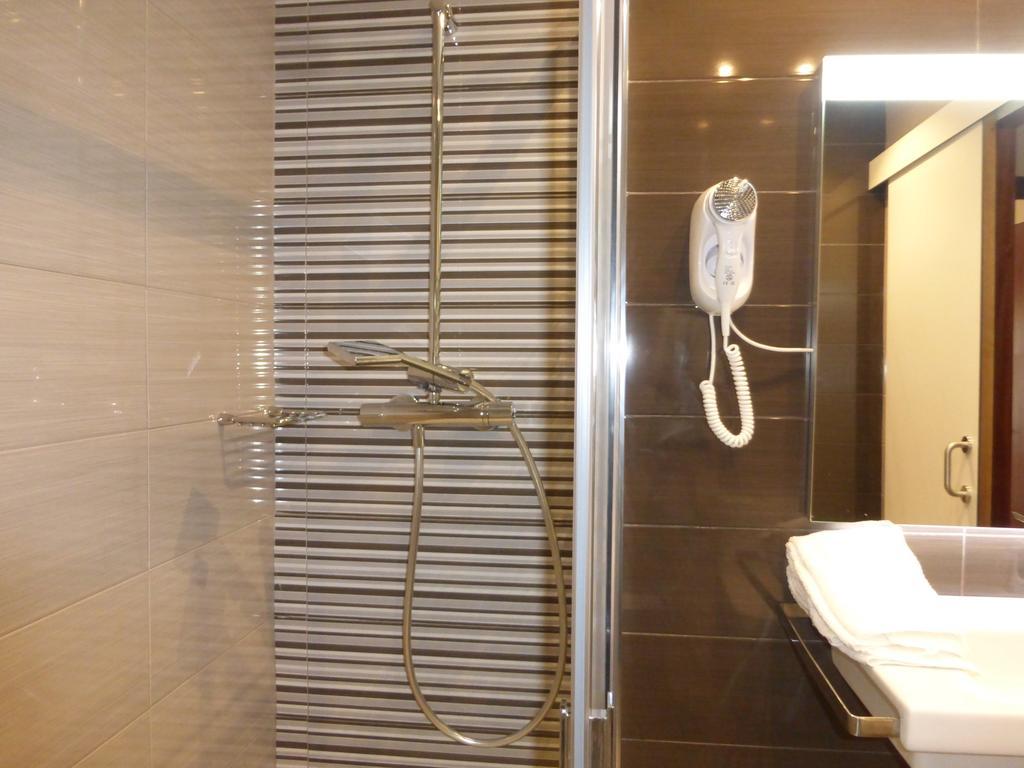 Rentalmar Atlantida Apartamentos Salou Buitenkant foto
